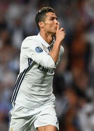 MADRID, SPAIN - APRIL 18:  Cristiano Ronaldo of Real Madrid celebrates scoring his sides first goal during the UEFA Champions League Quarter Final second leg match between Real Madrid CF and FC Bayern Muenchen at Estadio Santiago Bernabeu on April 18, 2017 in Madrid, Spain.  (Photo by Shaun Botterill/Getty Images)